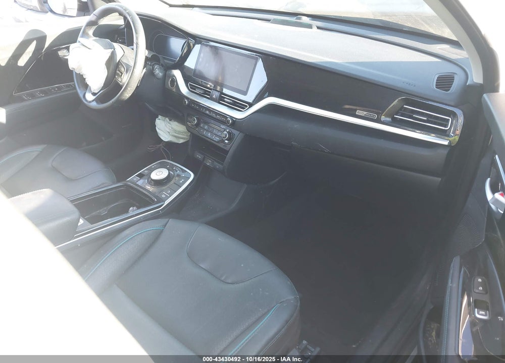 2022 KIA NIRO EV EX PREMIUM VIN: KNDCE3LG4N5134920