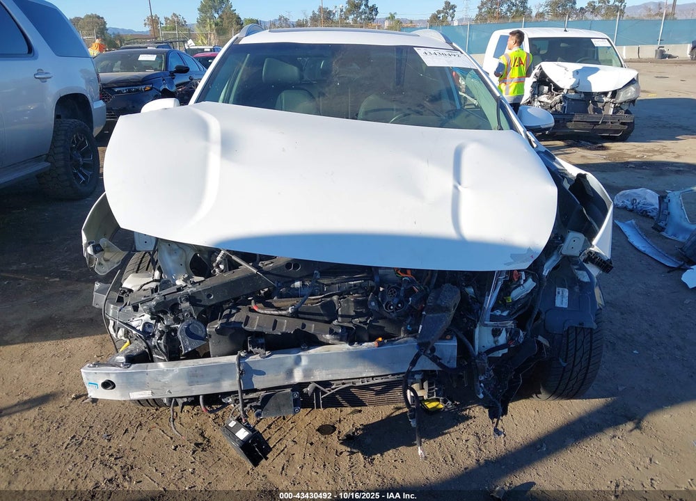 2022 KIA NIRO EV EX PREMIUM VIN: KNDCE3LG4N5134920
