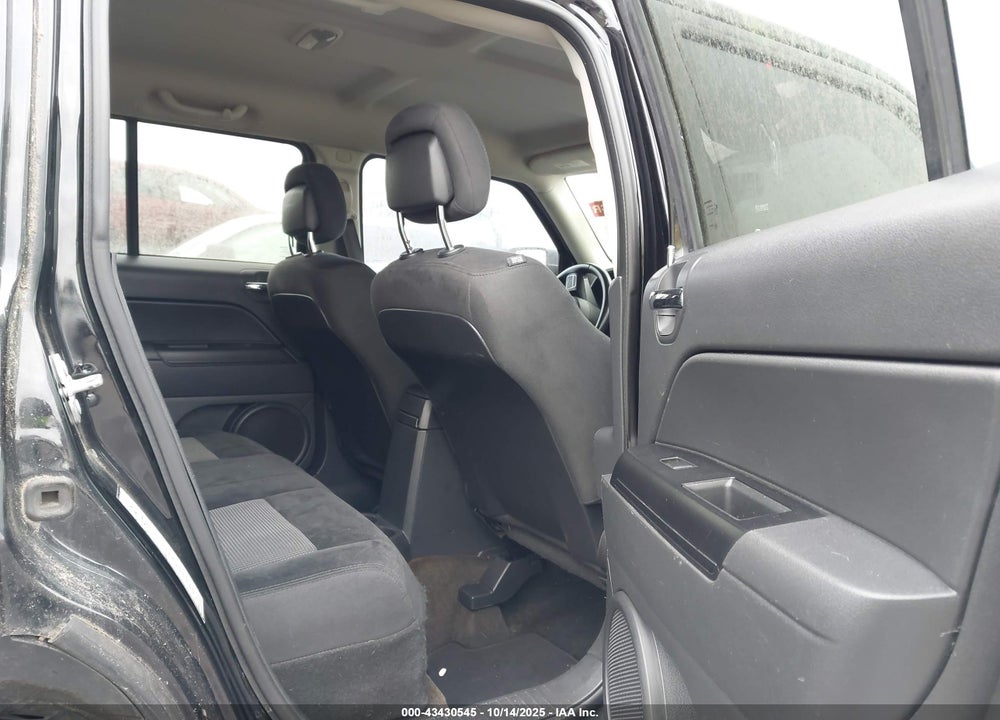 2016 JEEP PATRIOT VIN: 1C4NJRFB1GD733158