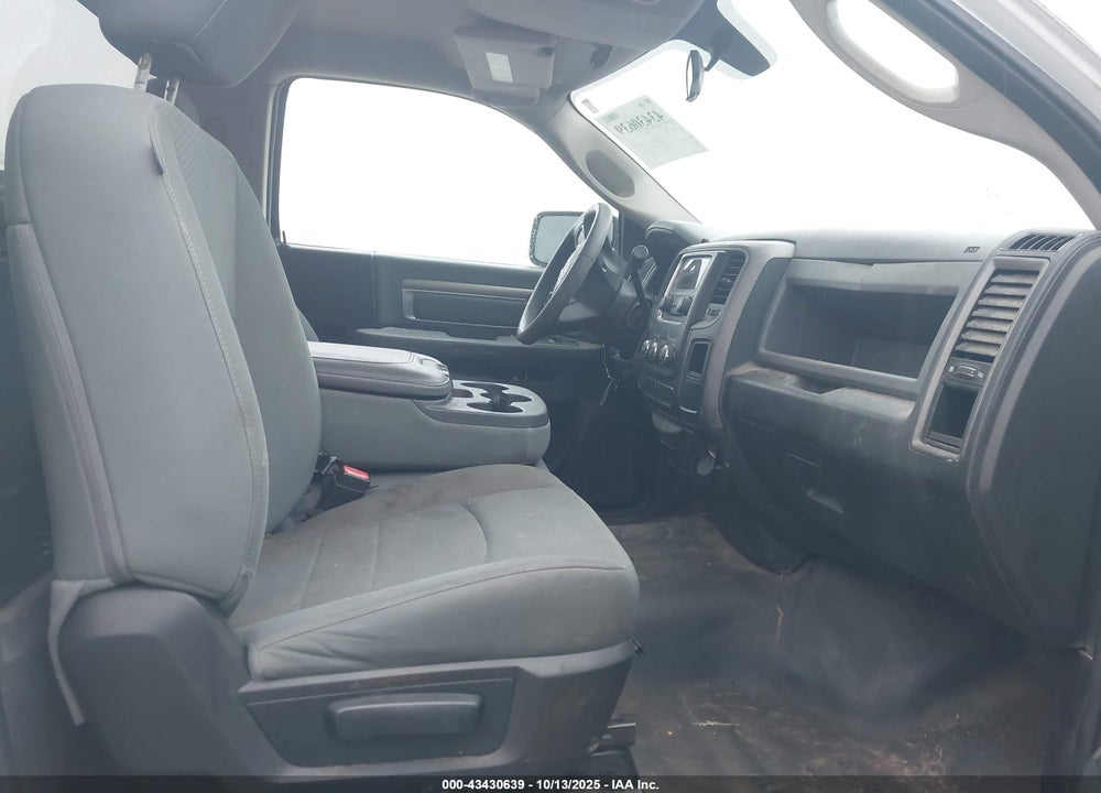 2016 RAM 1500 VIN: 3C6JR6DT8GG257406