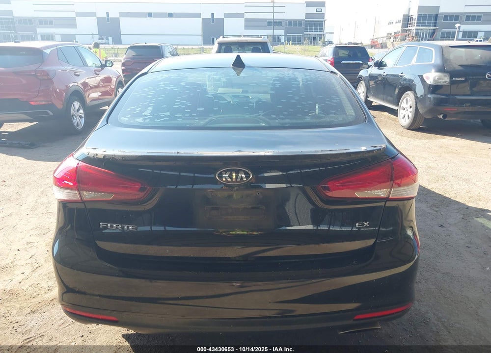 2017 KIA FORTE EX VIN: 3KPFL4A88HE005673