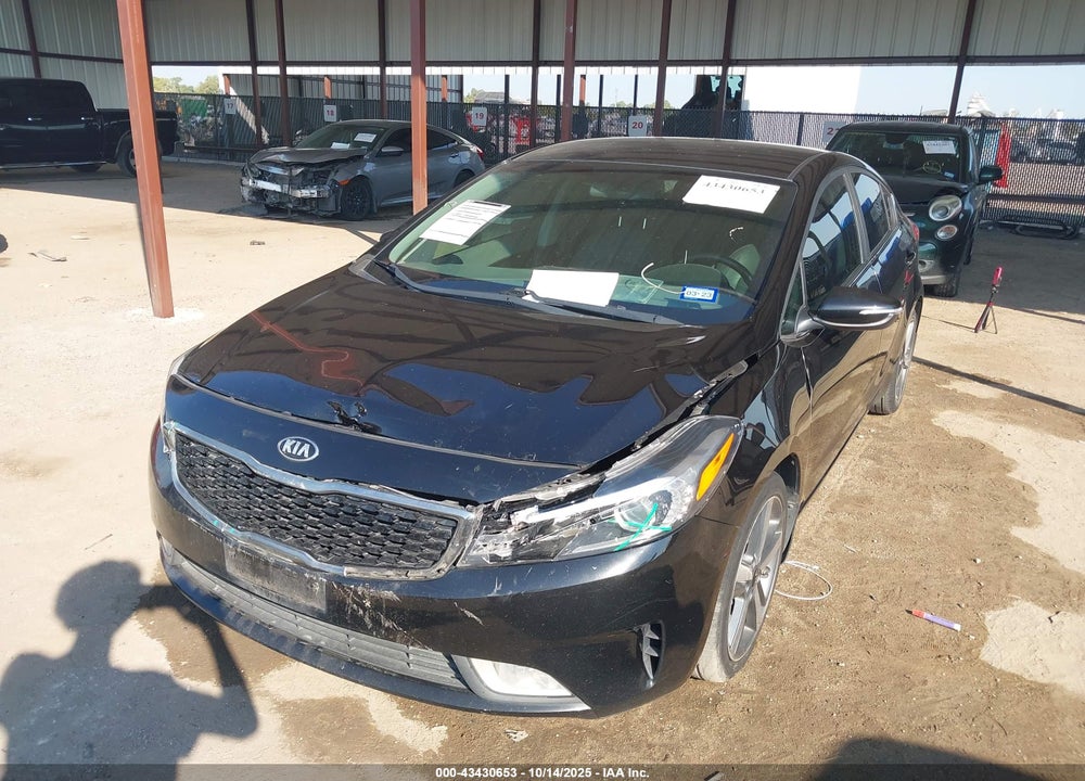 2017 KIA FORTE EX VIN: 3KPFL4A88HE005673