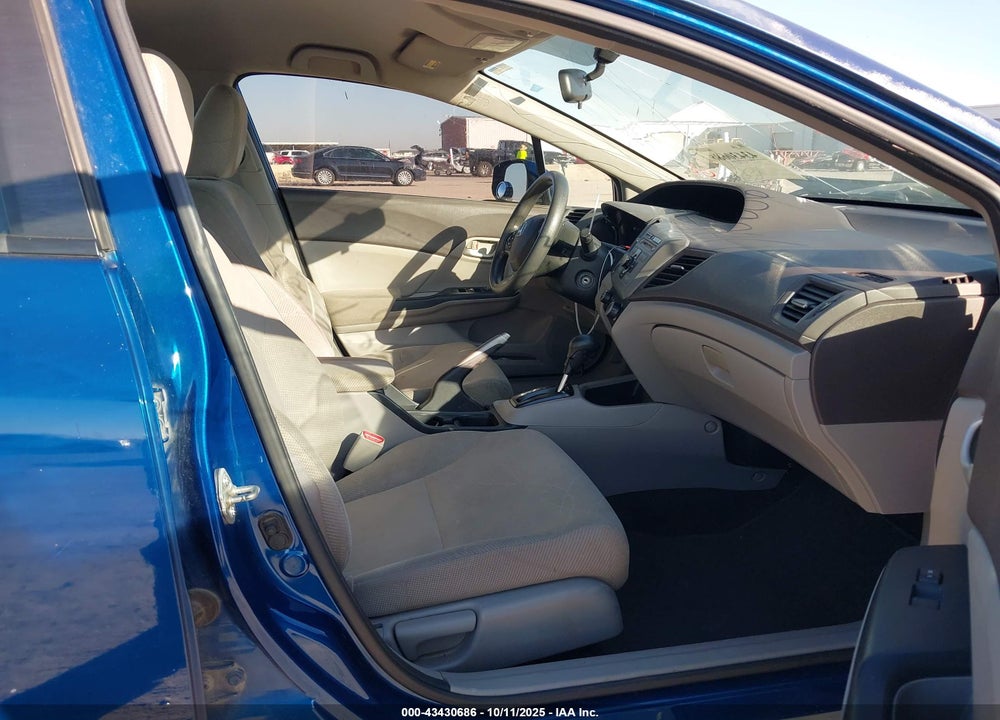 2012 HONDA CIVIC VIN: 2HGFB2F53CH513022