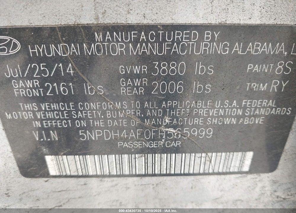 2015 HYUNDAI ELANTRA VIN: 5NPDH4AE0FH565999
