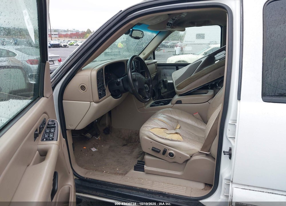 2004 CHEVROLET SUBURBAN 1500 LT VIN: 1GNFK16Z34J144049
