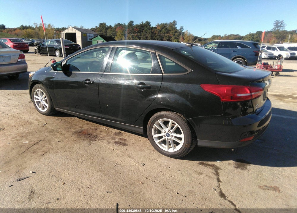 2015 FORD FOCUS VIN: 1FADP3F29FL212870