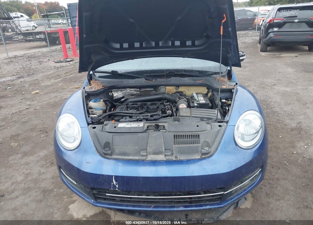 2012 VOLKSWAGEN BEETLE 2.0T TURBO VIN: 3VWVA7AT3CM608873
