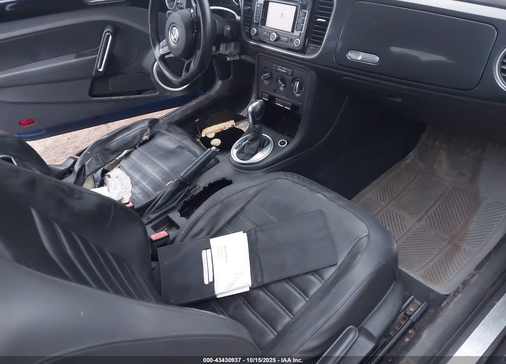 2012 VOLKSWAGEN BEETLE 2.0T TURBO VIN: 3VWVA7AT3CM608873