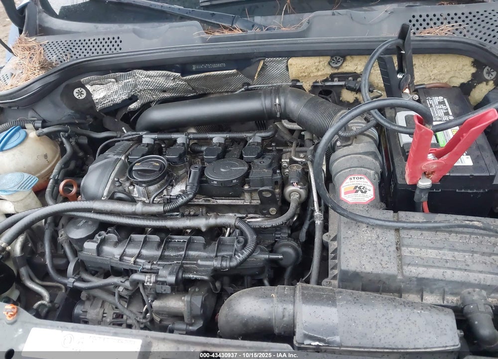 2012 VOLKSWAGEN BEETLE 2.0T TURBO VIN: 3VWVA7AT3CM608873
