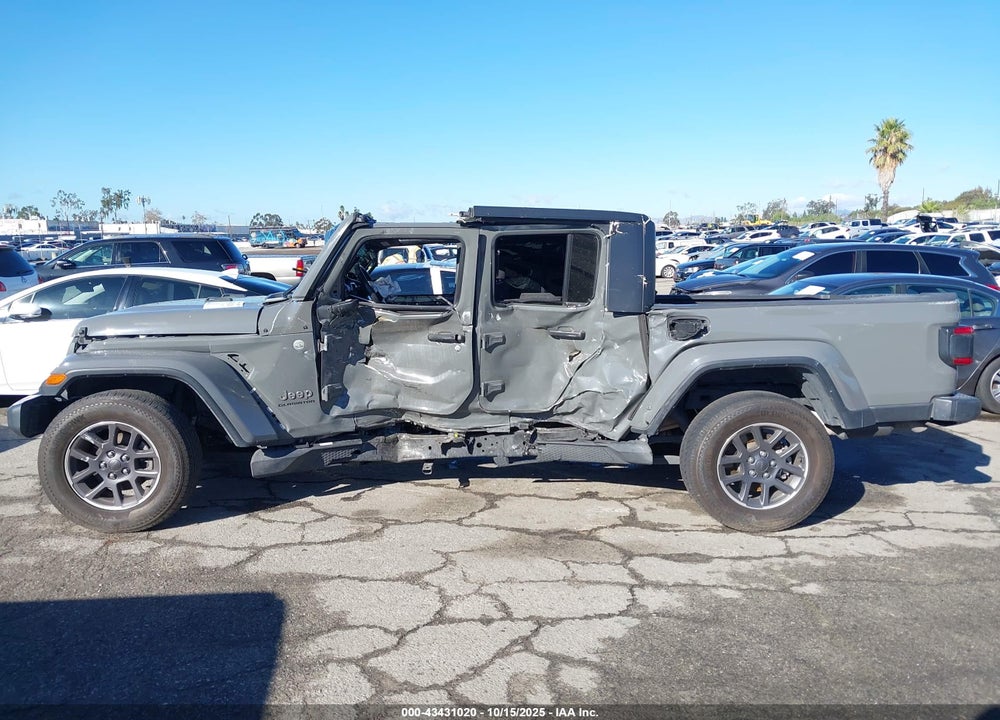 2021 JEEP GLADIATOR OVERLAND 4X4 VIN: 1C6HJTFG1ML538580