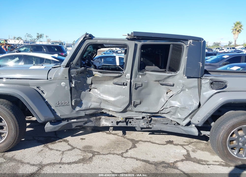 2021 JEEP GLADIATOR OVERLAND 4X4 VIN: 1C6HJTFG1ML538580