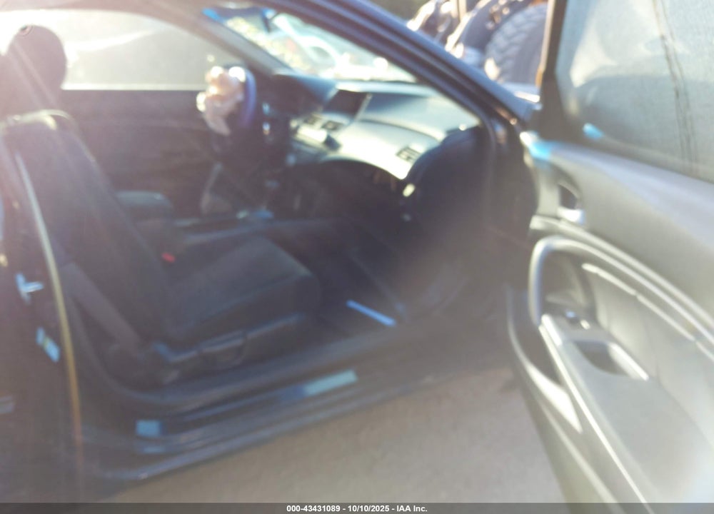 2010 HONDA ACCORD VIN: 1HGCS1B34AA008474