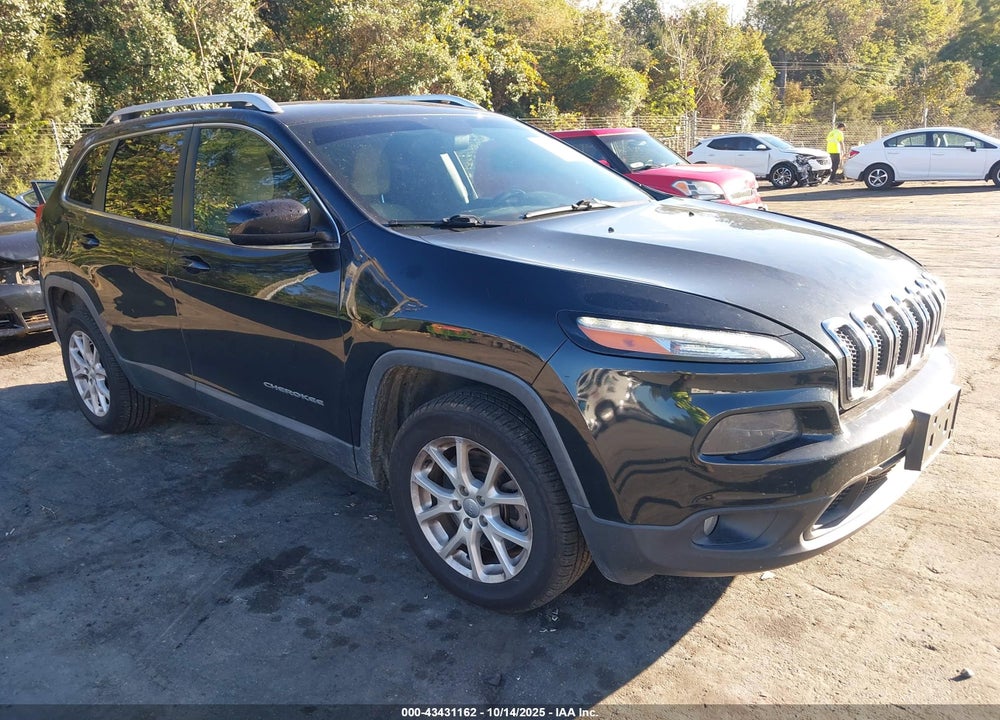 2015 JEEP CHEROKEE LATITUDE VIN: 1C4PJLCB4FW553413