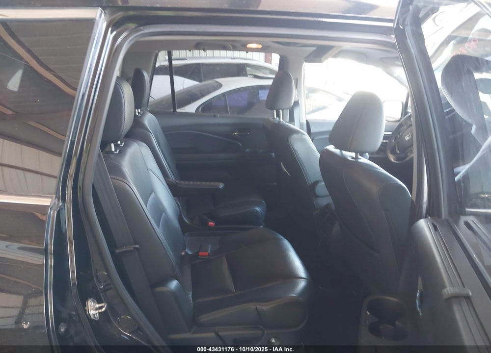 2017 HONDA PILOT ELITE VIN: 5FNYF6H01HB077286