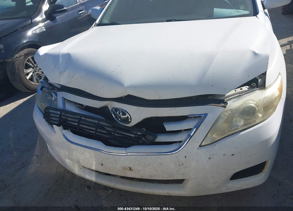 2011 TOYOTA CAMRY LE VIN: 4T1BF3EK4BU731038