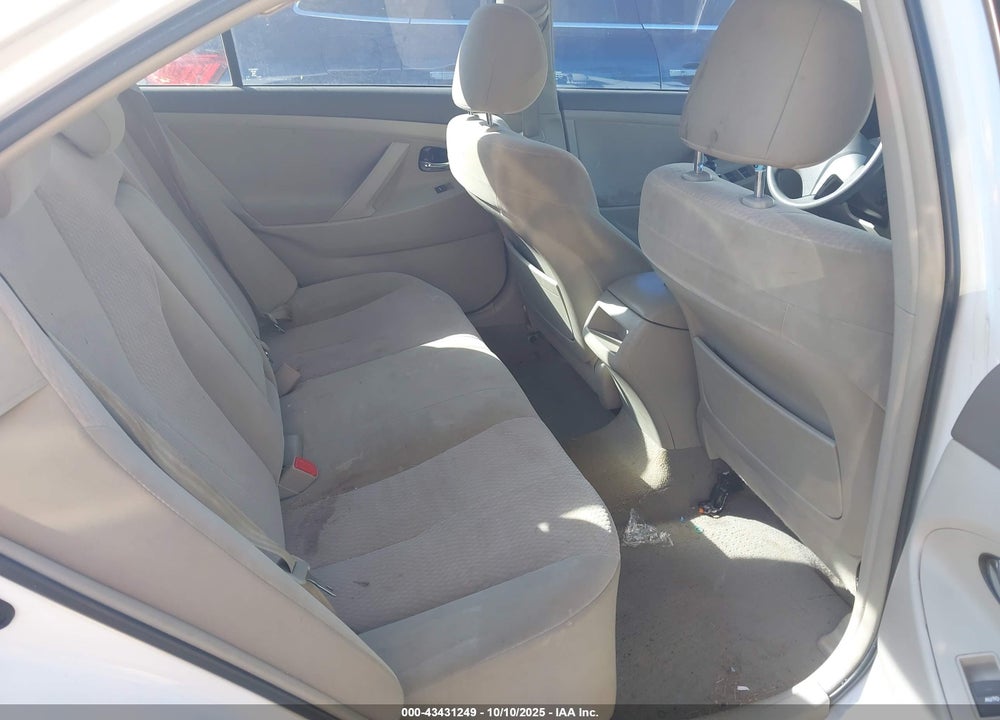 2011 TOYOTA CAMRY LE VIN: 4T1BF3EK4BU731038