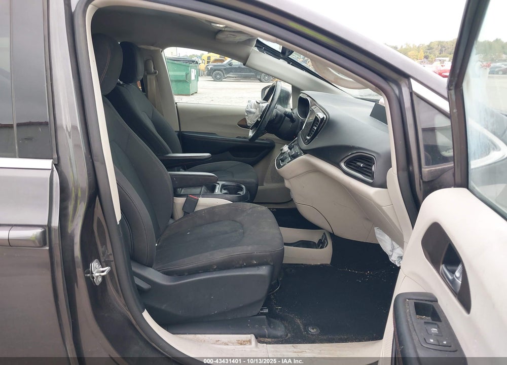 2019 CHRYSLER PACIFICA TOURING PLUS VIN: 2C4RC1FGXKR610201