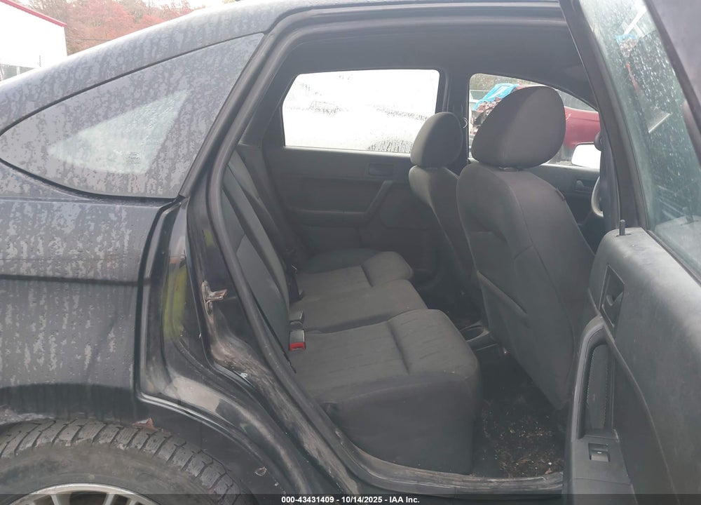 2010 FORD FOCUS VIN: 1FAHP3FN9AW218767