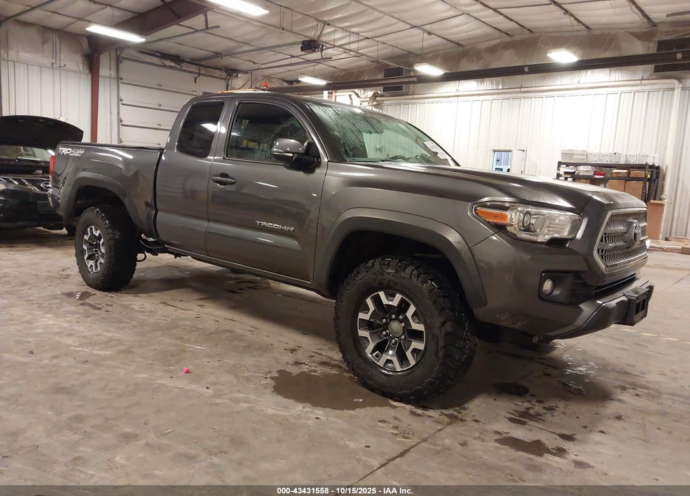 2016 TOYOTA TACOMA TRD OFF ROAD VIN: 5TFSZ5AN3GX017740