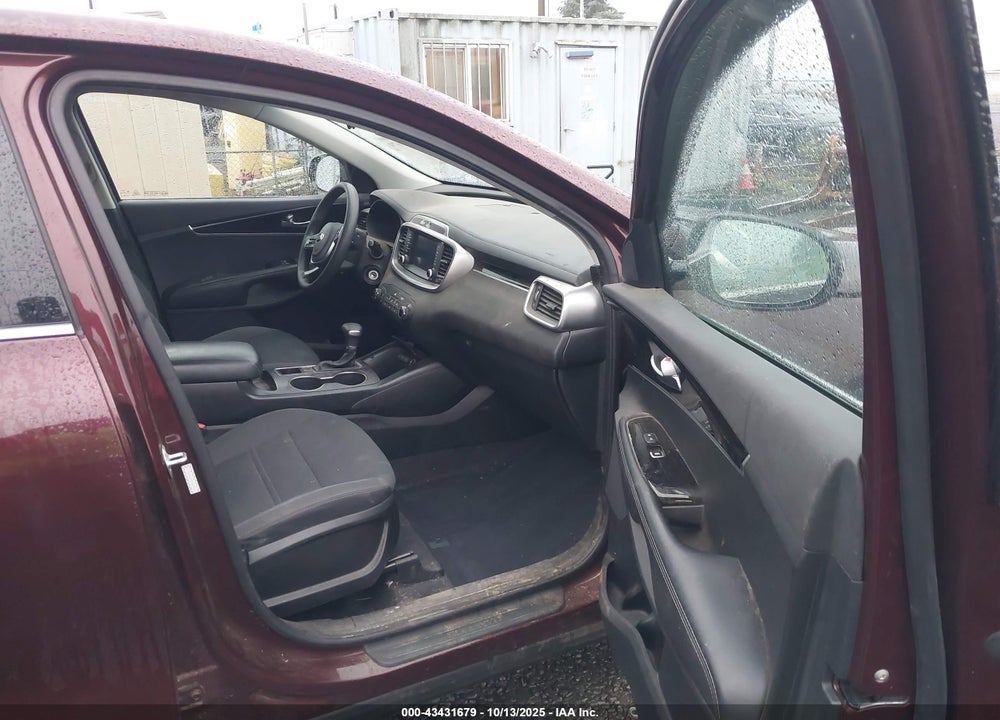 2020 KIA SORENTO VIN: 5XYPG4A57LG609189