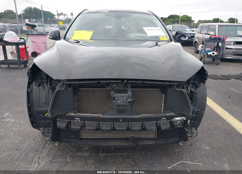 2019 INFINITI QX50 LUXE VIN: 3PCAJ5M14KF137237