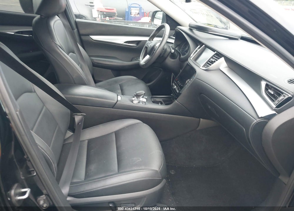 2019 INFINITI QX50 LUXE VIN: 3PCAJ5M14KF137237