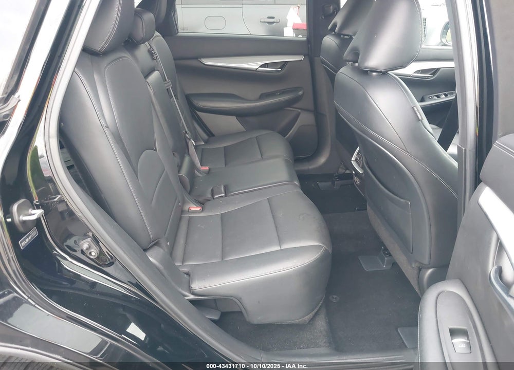 2019 INFINITI QX50 LUXE VIN: 3PCAJ5M14KF137237