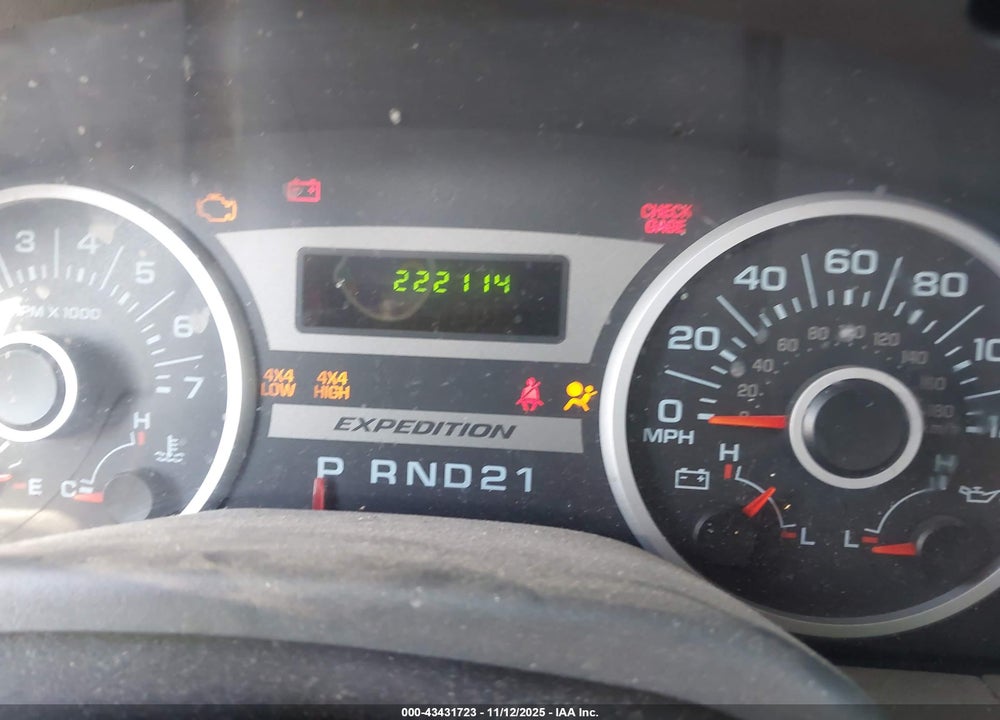 2005 FORD EXPEDITION VIN: 1FMPU16515LB09189