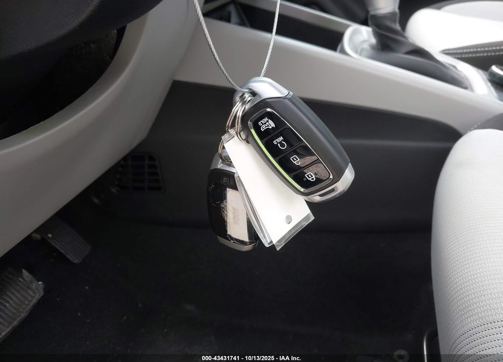 2024 HYUNDAI VENUE SEL VIN: KMHRC8A3XRU283031