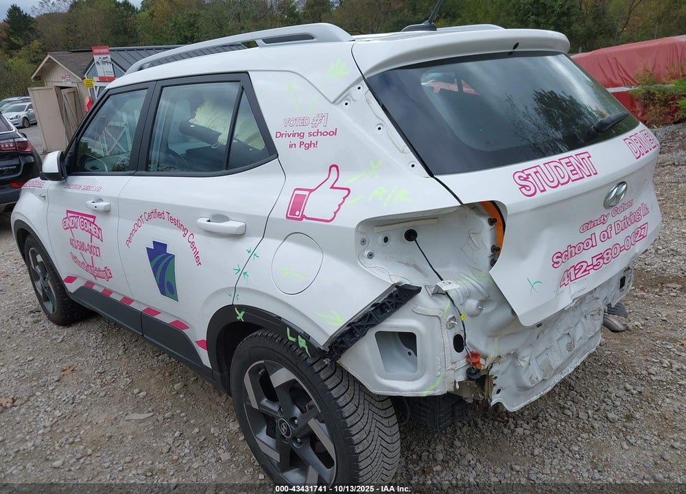 2024 HYUNDAI VENUE SEL VIN: KMHRC8A3XRU283031