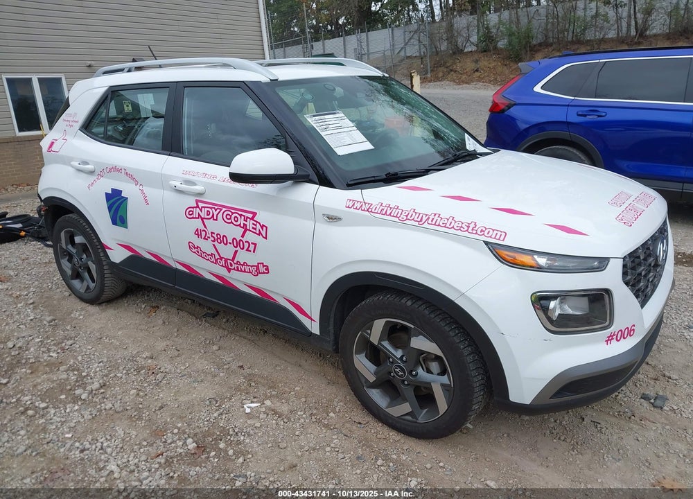 2024 HYUNDAI VENUE SEL VIN: KMHRC8A3XRU283031