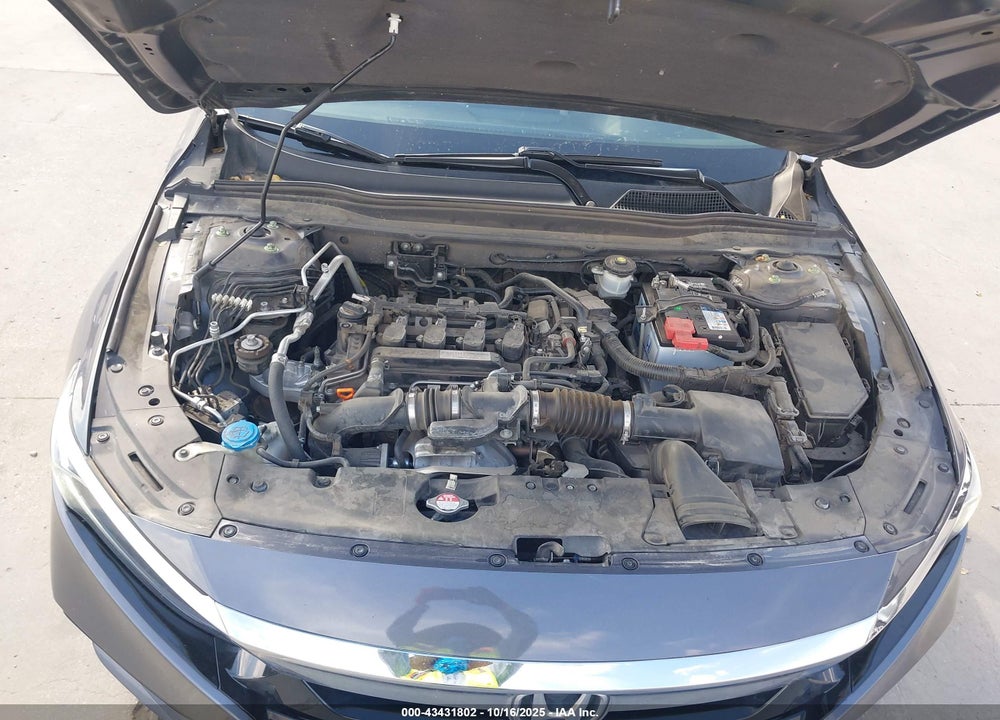 2018 HONDA ACCORD VIN: 1HGCV1F51JA085256