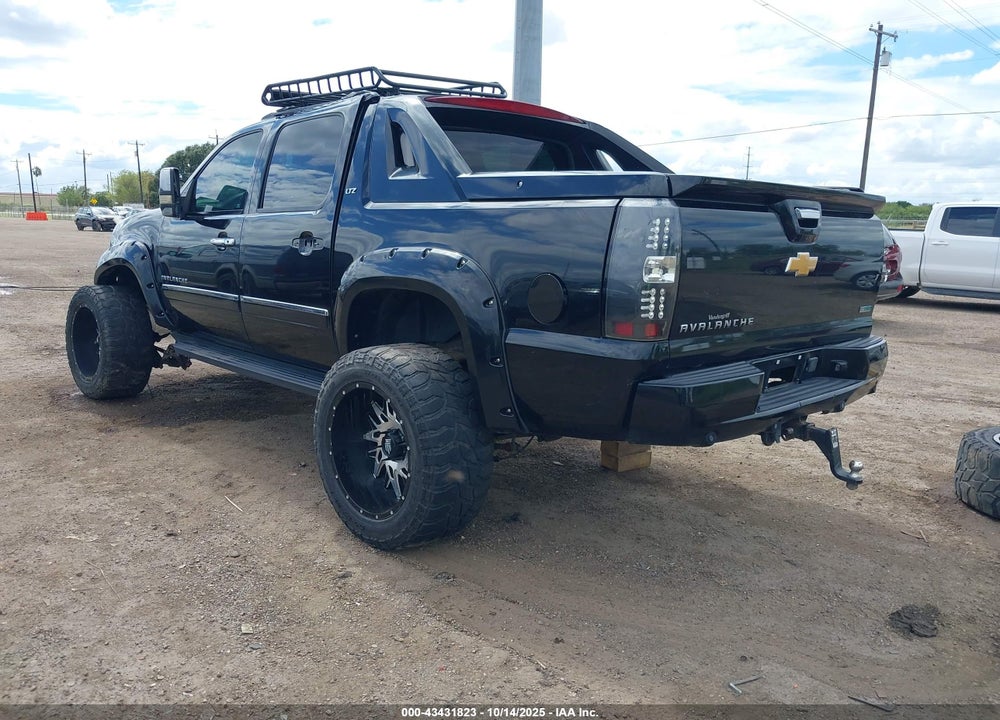 2012 CHEVROLET AVALANCHE 1500 LTZ VIN: 3GNTKGE71CG133248