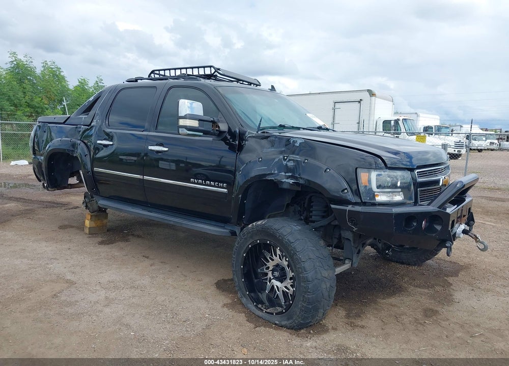 2012 CHEVROLET AVALANCHE 1500 LTZ VIN: 3GNTKGE71CG133248