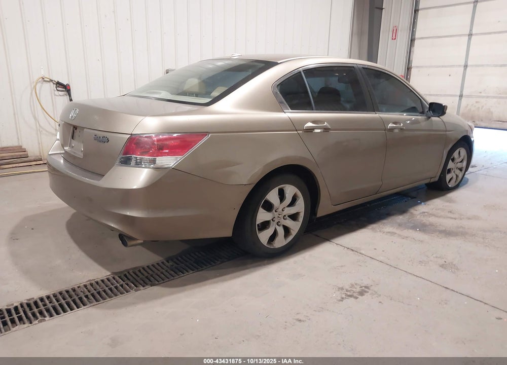 2009 HONDA ACCORD VIN: 1HGCP26849A071843