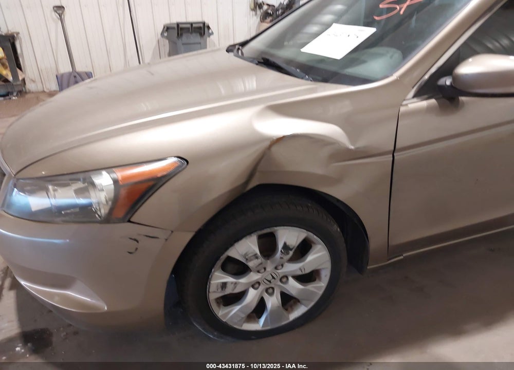 2009 HONDA ACCORD VIN: 1HGCP26849A071843