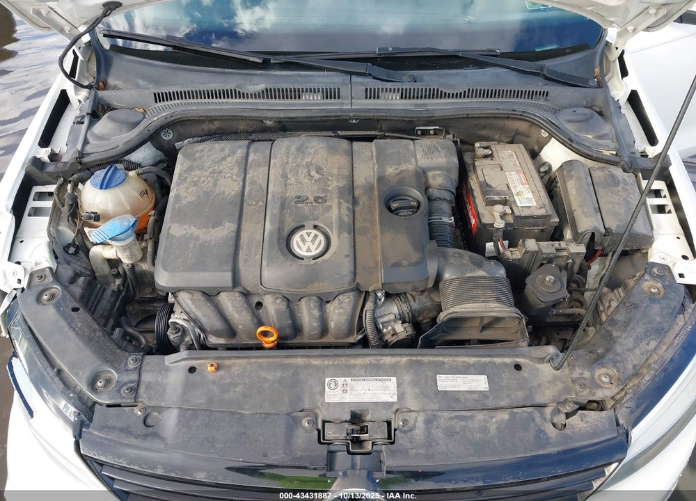 2012 VOLKSWAGEN JETTA VIN: 3VWDP7AJ5CM385020