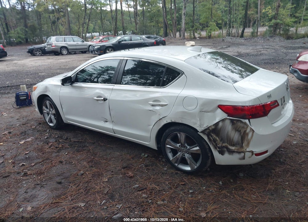 2013 ACURA ILX VIN: 19VDE1F78DE009189