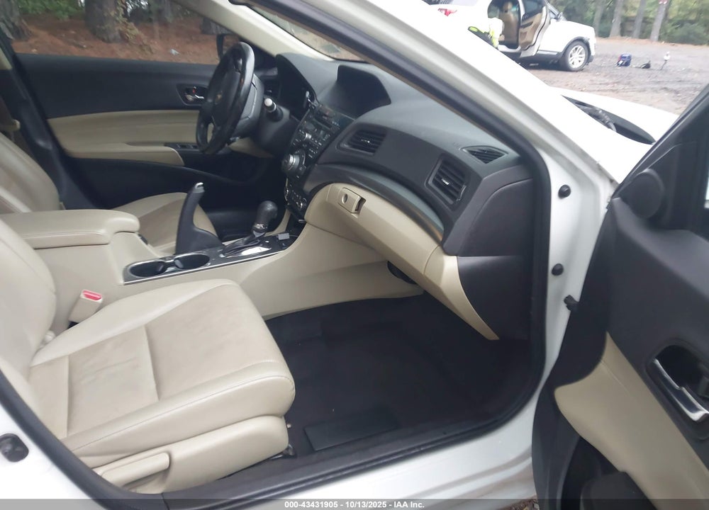 2013 ACURA ILX VIN: 19VDE1F78DE009189
