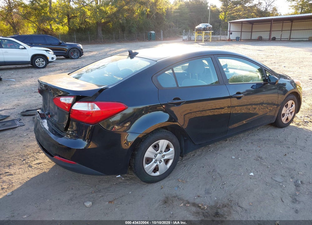 2016 KIA FORTE VIN: KNAFK4A6XG5438811