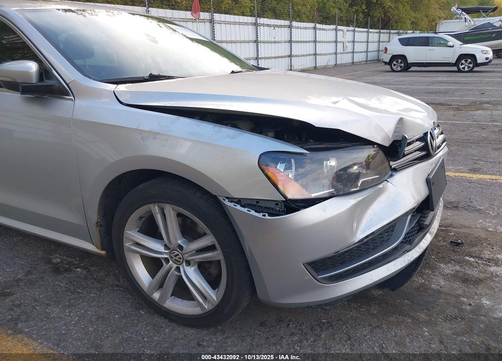 2014 VOLKSWAGEN PASSAT VIN: 1VWBN7A32EC030115