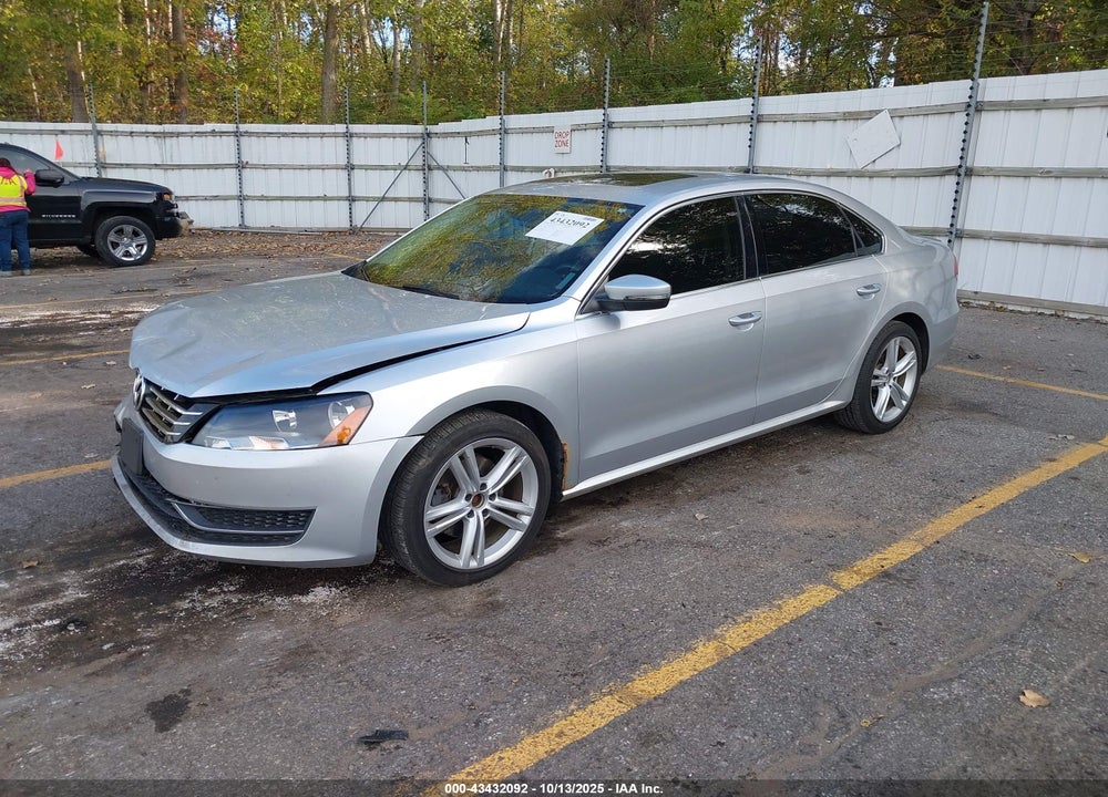 2014 VOLKSWAGEN PASSAT VIN: 1VWBN7A32EC030115