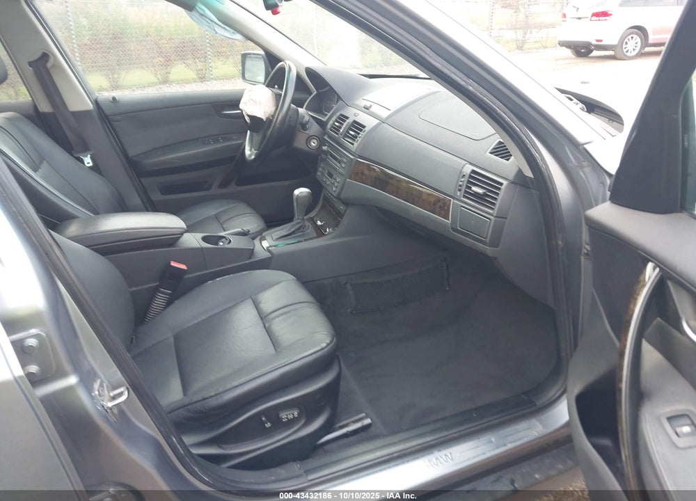 2008 BMW X3 VIN: WBXPC93448WJ11350