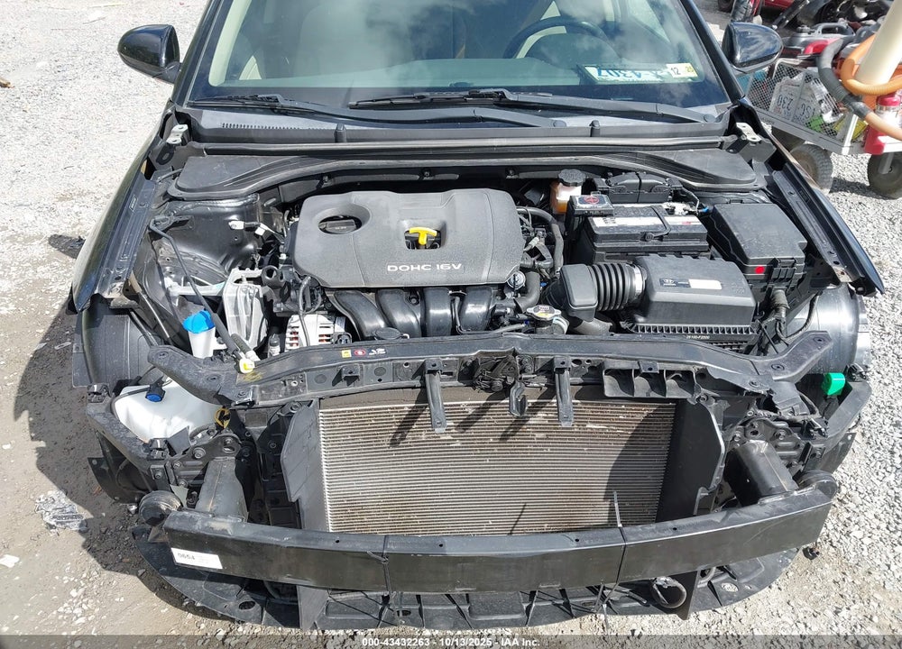 2018 HYUNDAI ELANTRA VIN: 5NPD84LF2JH378522