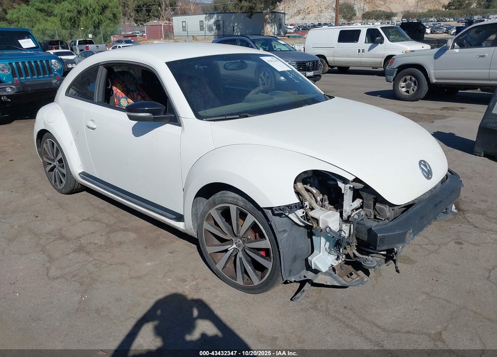 2012 VOLKSWAGEN BEETLE 2.0T TURBO VIN: 3VWVA7AT4CM644006