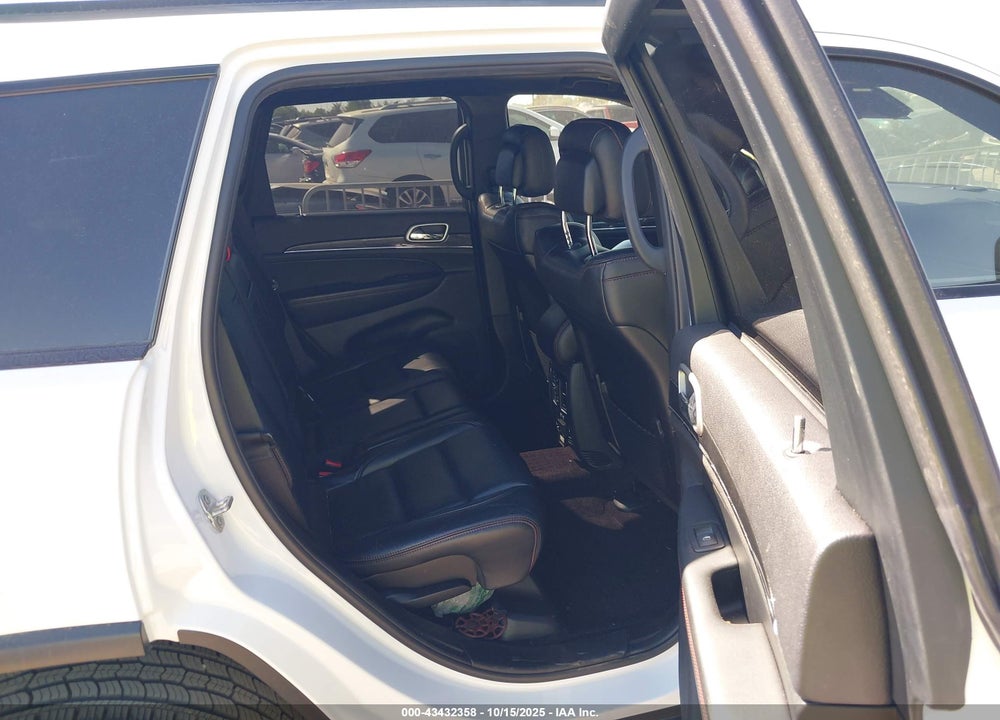 2018 JEEP GRAND CHEROKEE TRAILHAWK 4X4 VIN: 1C4RJFLG5JC457760