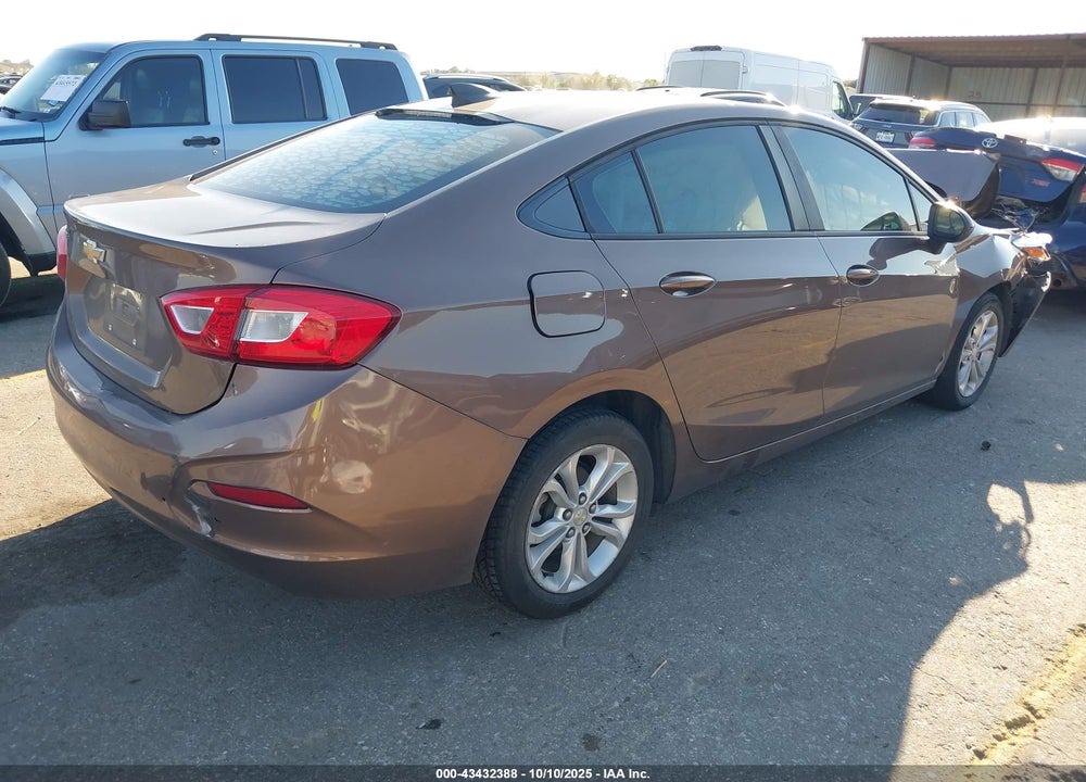 2019 CHEVROLET CRUZE LS VIN: 1G1BC5SM3K7126675