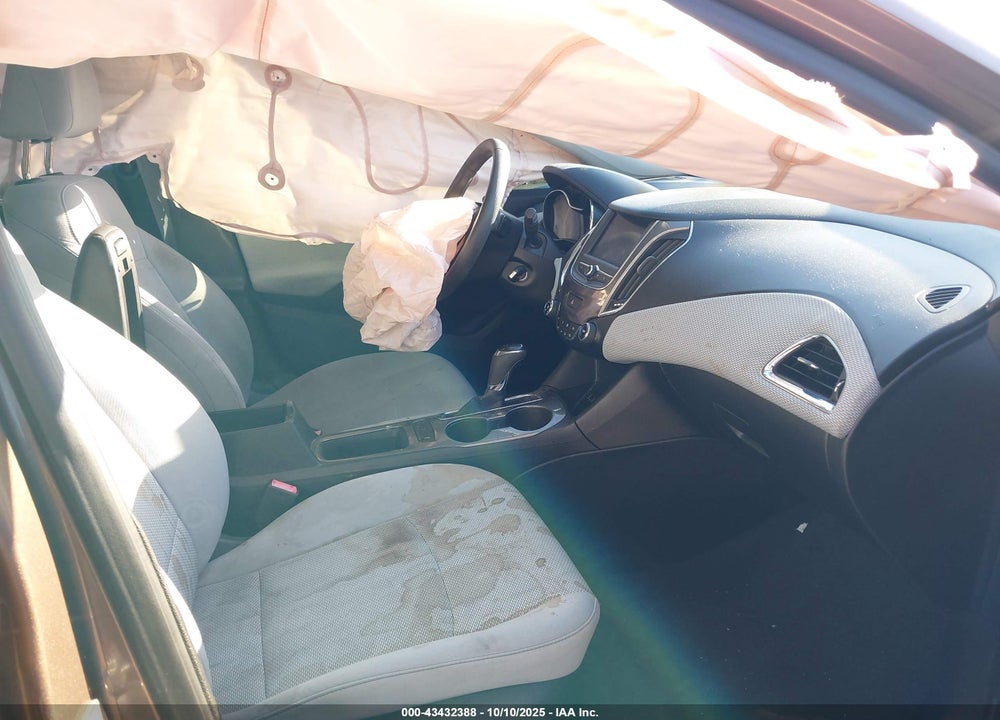 2019 CHEVROLET CRUZE LS VIN: 1G1BC5SM3K7126675
