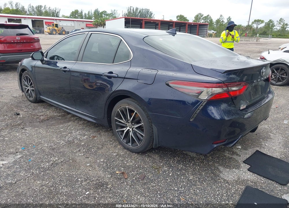 2021 TOYOTA CAMRY SE VIN: 4T1G11AK5MU577490