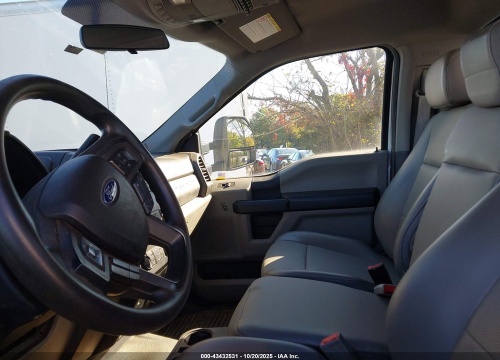 2019 FORD F-550 CHASSIS VIN: 1FDUF5HT3KEF43047